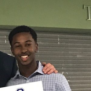 Meet your Posher, Nicholas